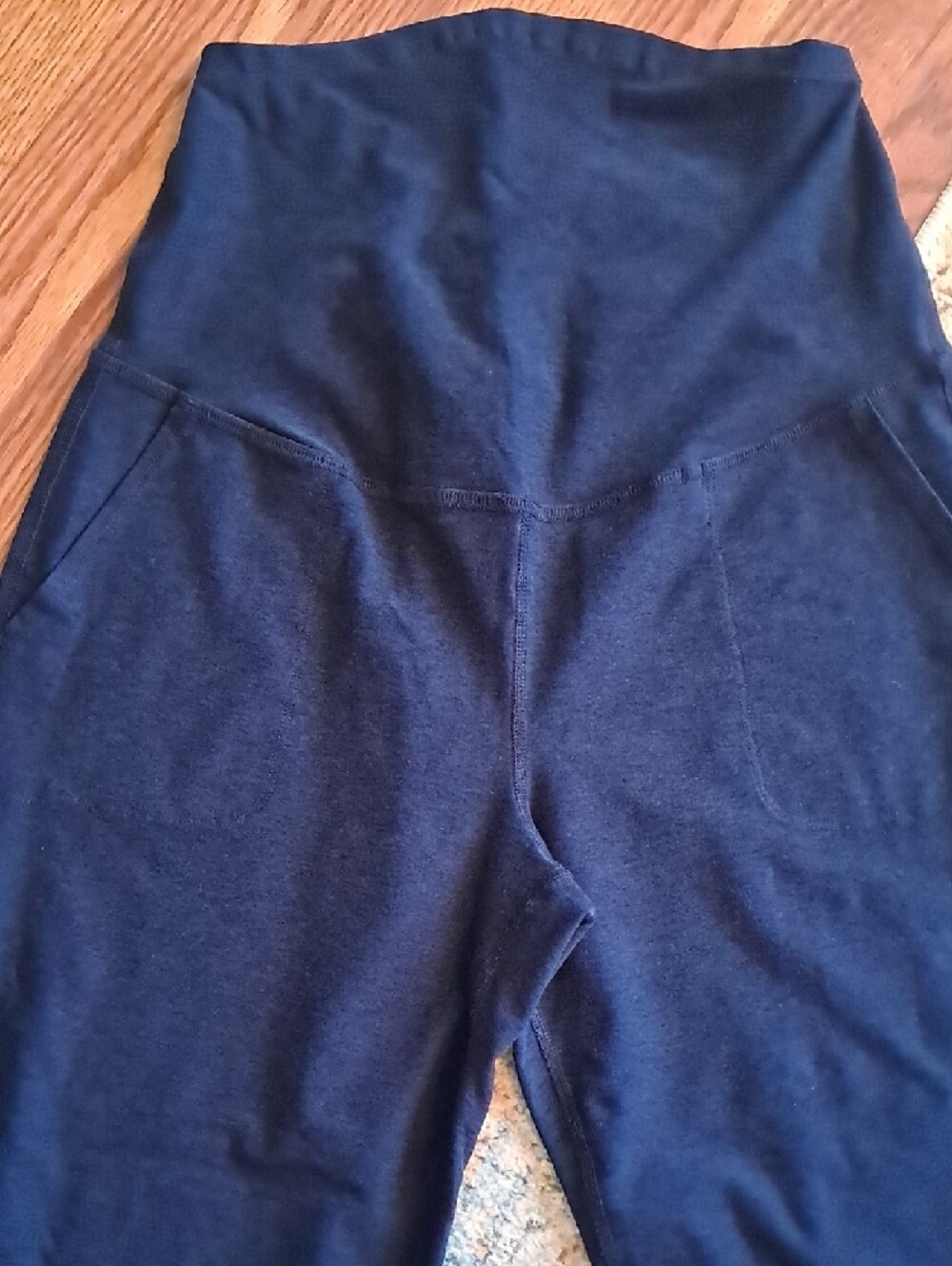 Beyond the Bump Navy Maternity Leggings - Picture 3 of 4